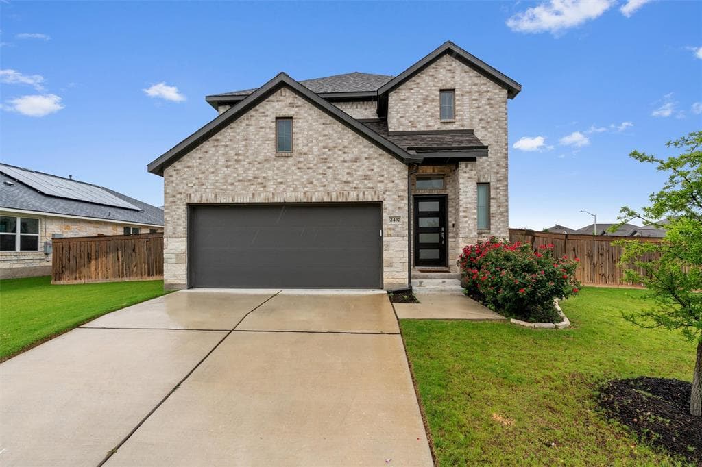 2437 Burberry Ln