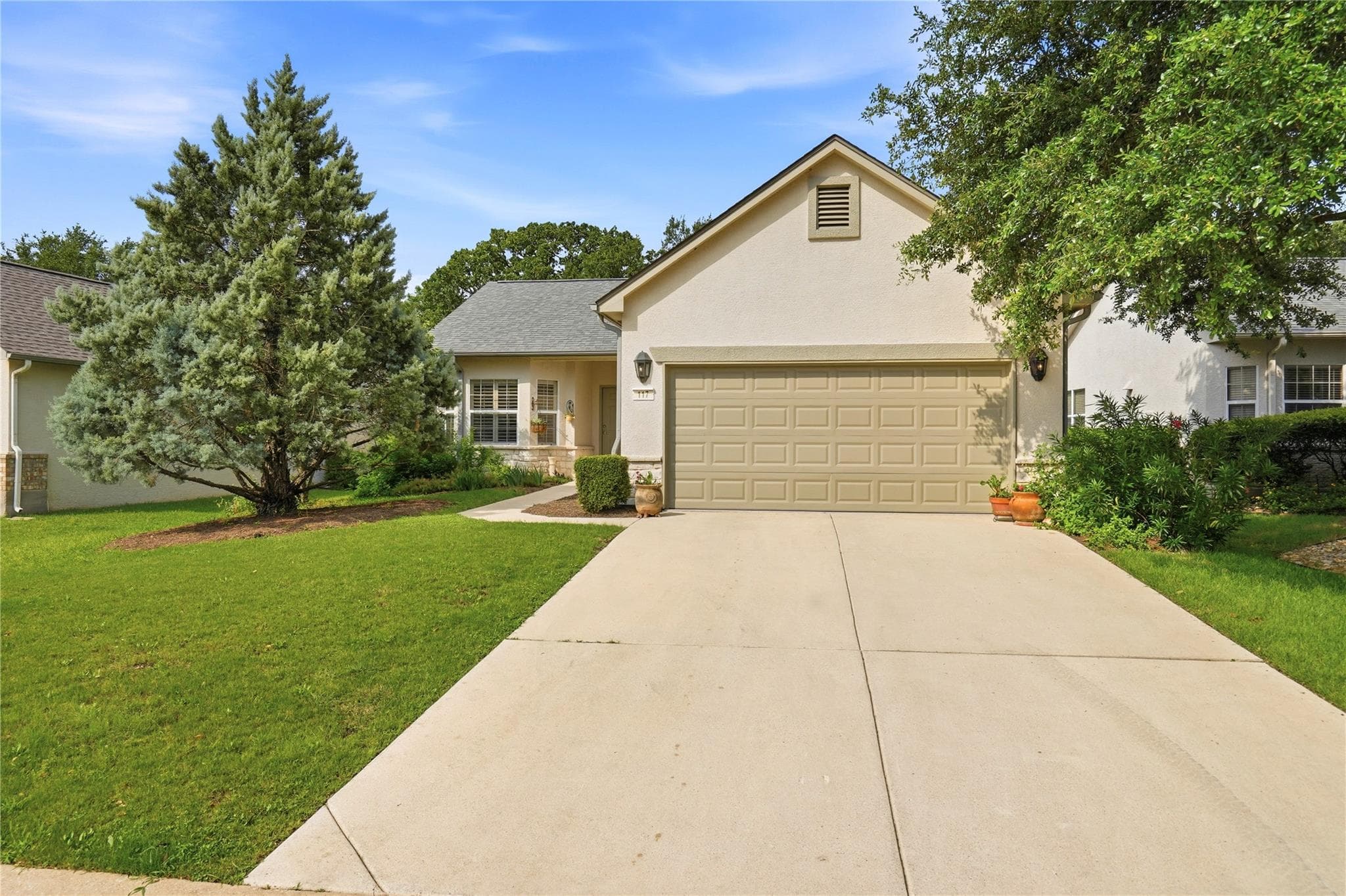 117 Whitewing Way