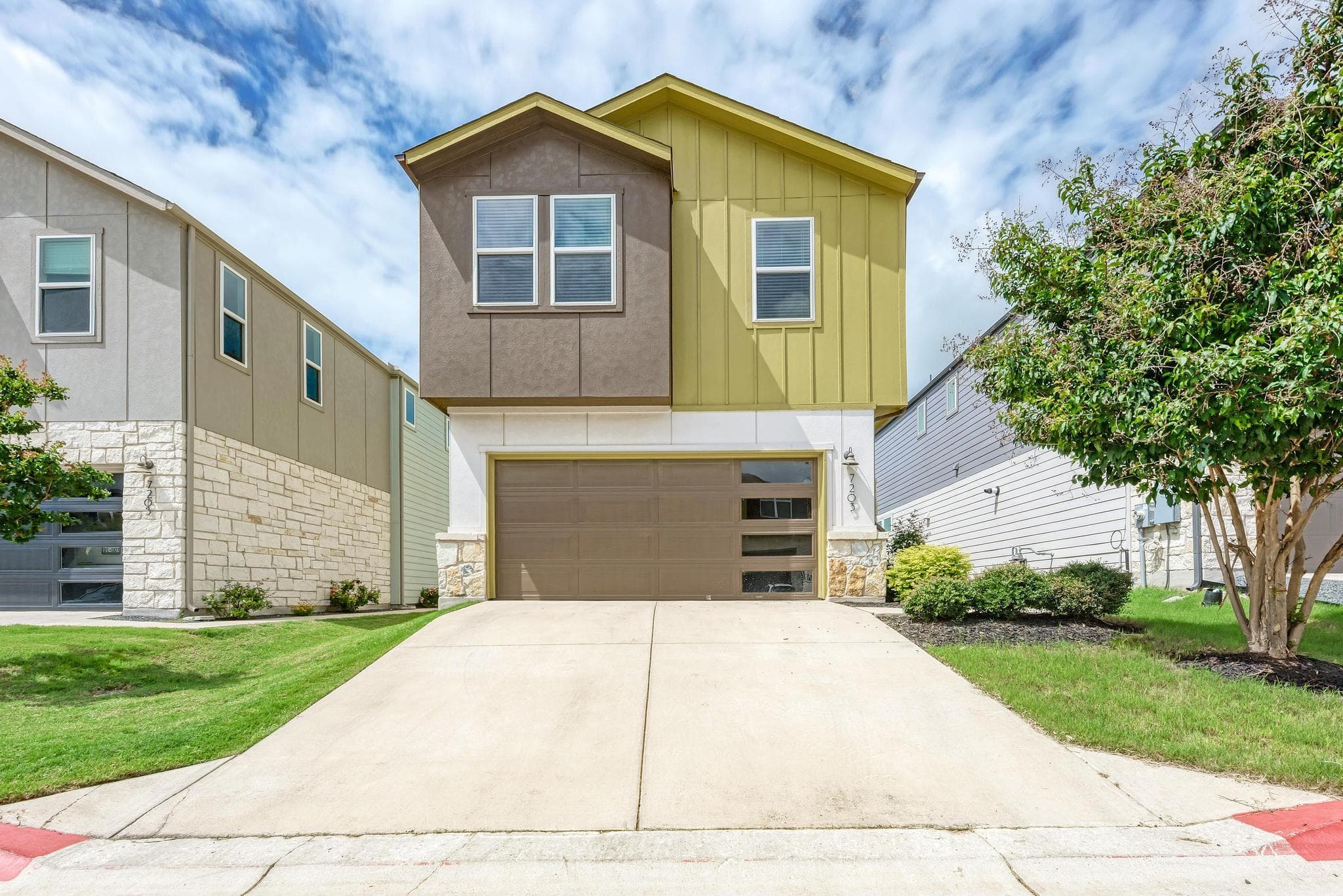 7203 Travertine Spring Dr