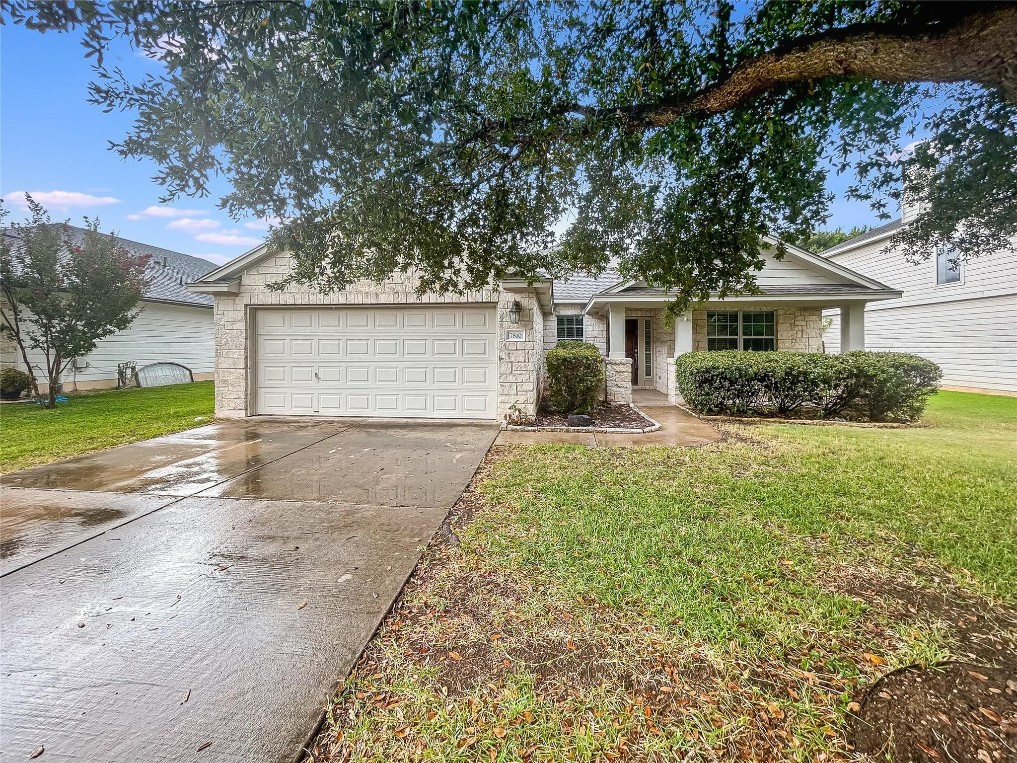 7810 Squirrel Hollow Dr