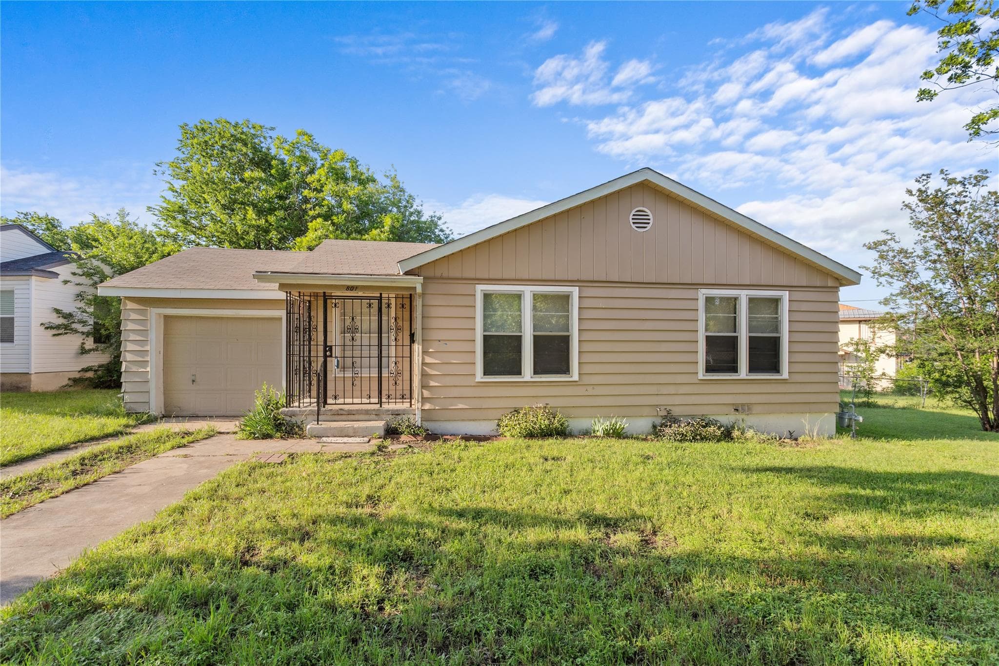 801 Evetts Rd