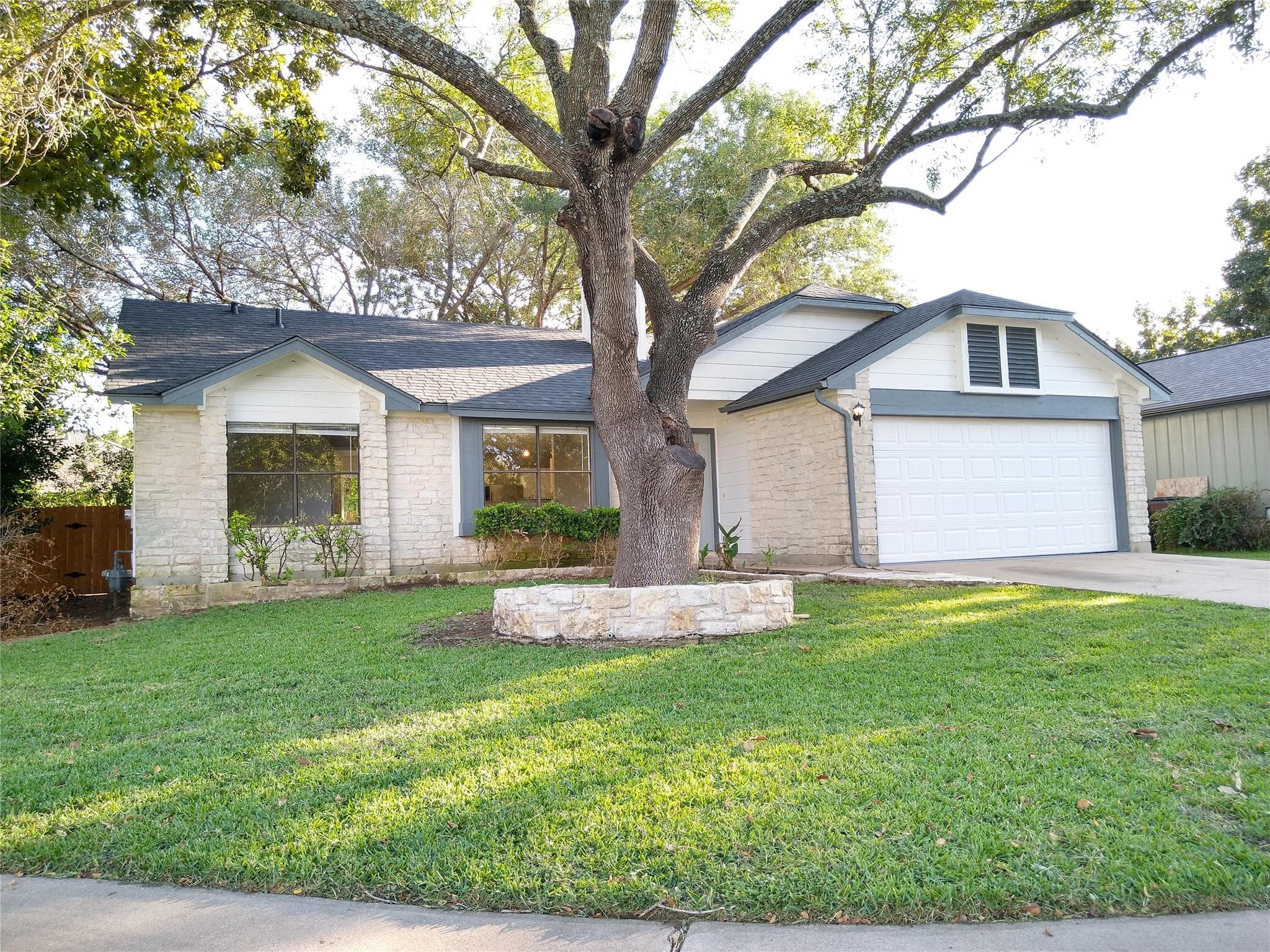 1813 Laurel Path