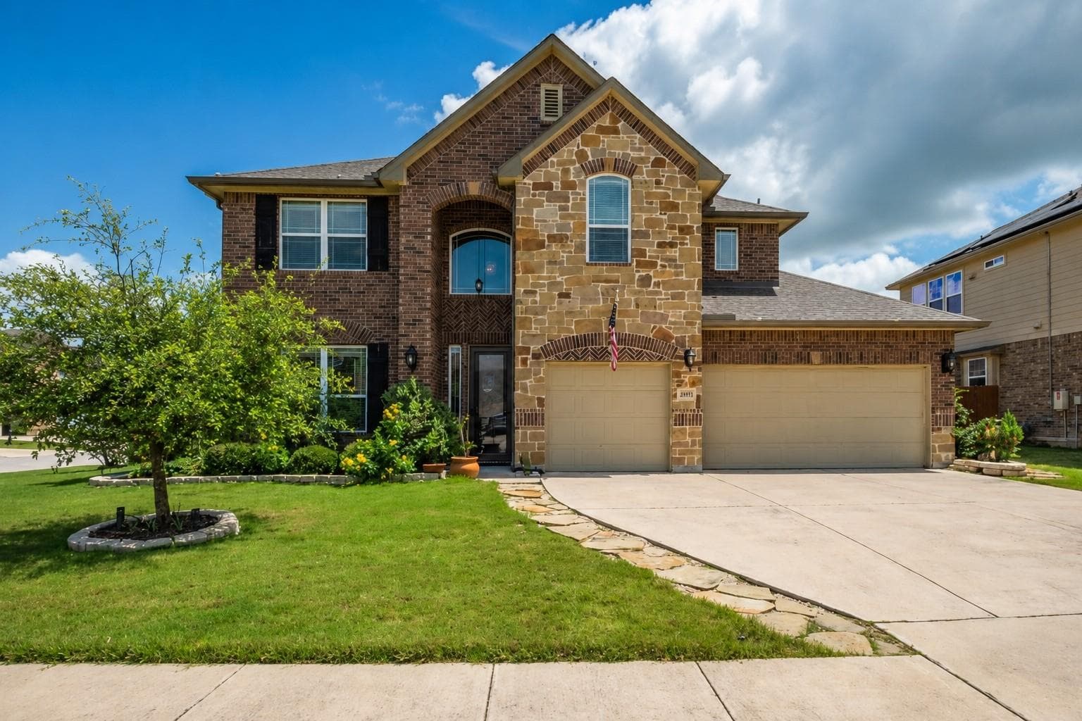 4100 Godwit Dr