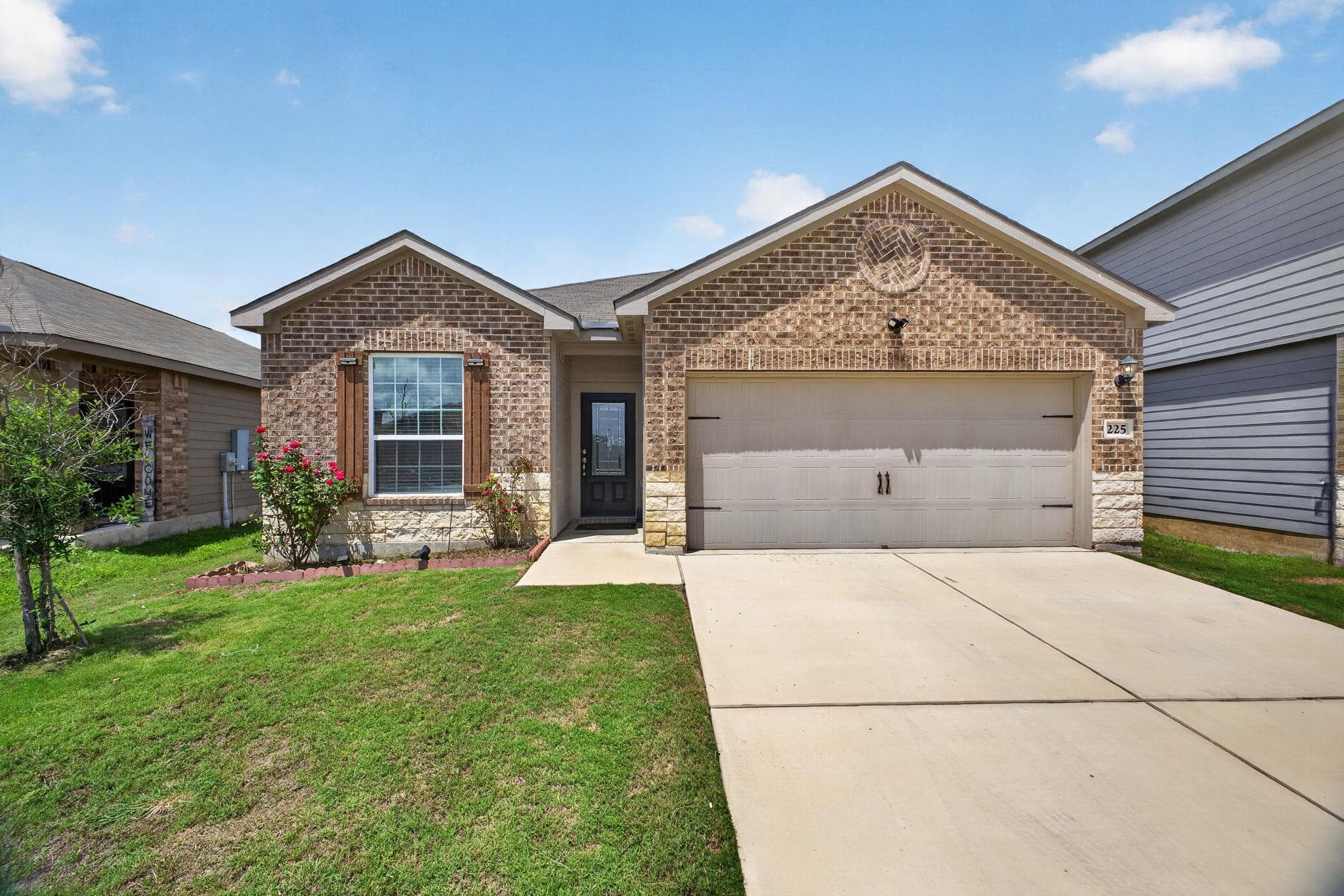 225 Mount Vernon Way