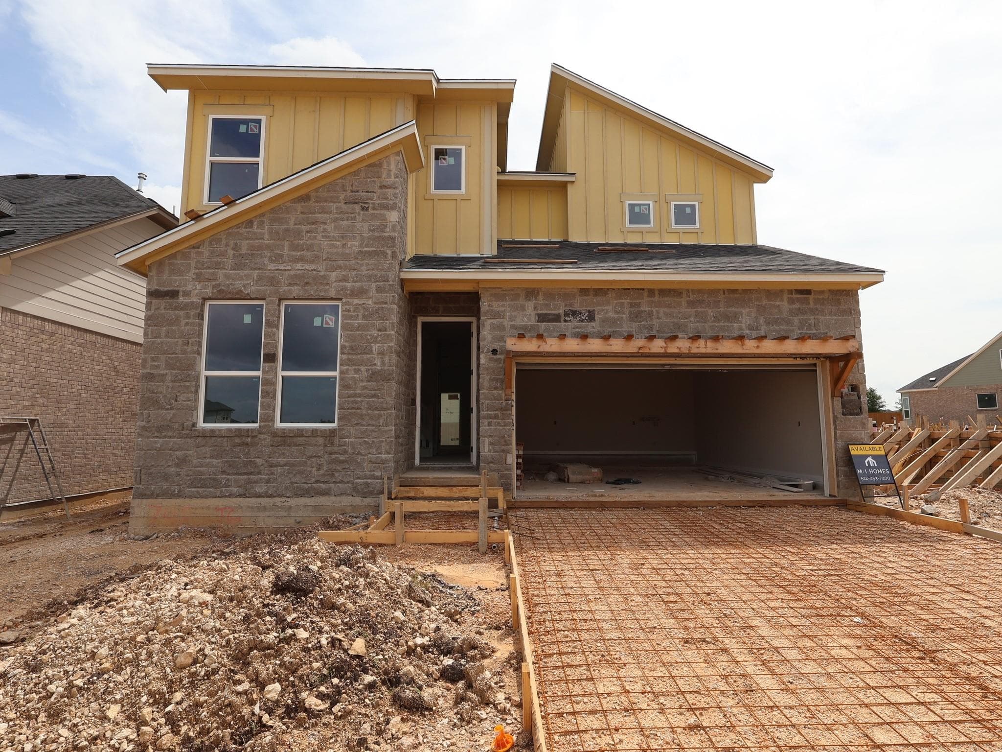 748 Corvallis Dr