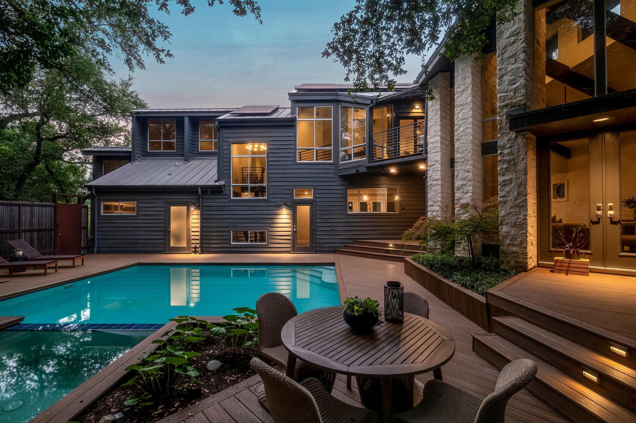 2703 Maria Anna Rd