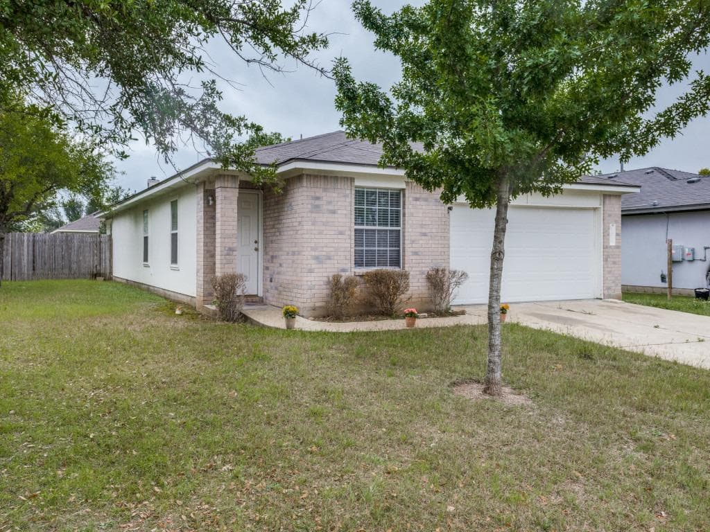 105 Loryn Dr