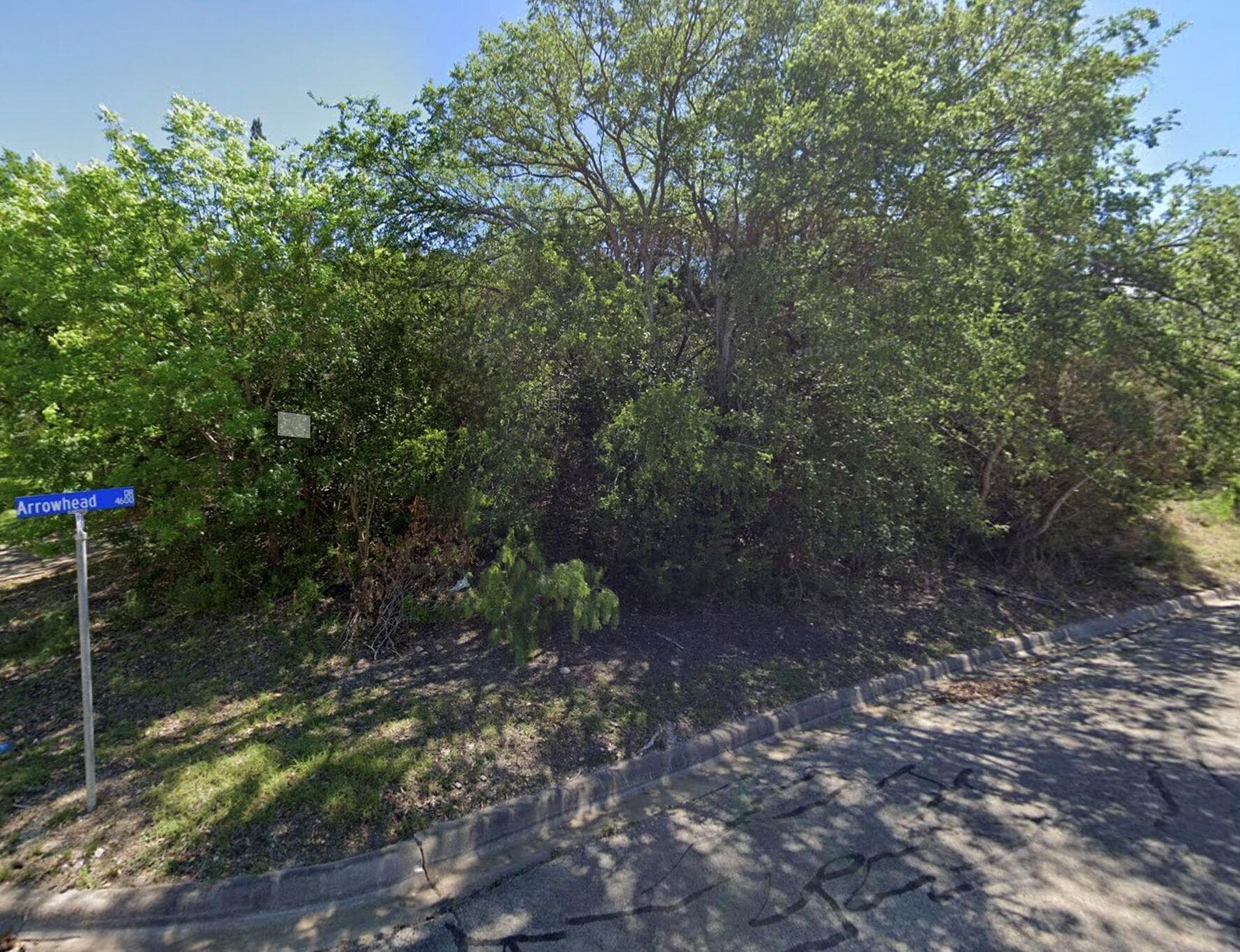 4614 Arrowhead Dr