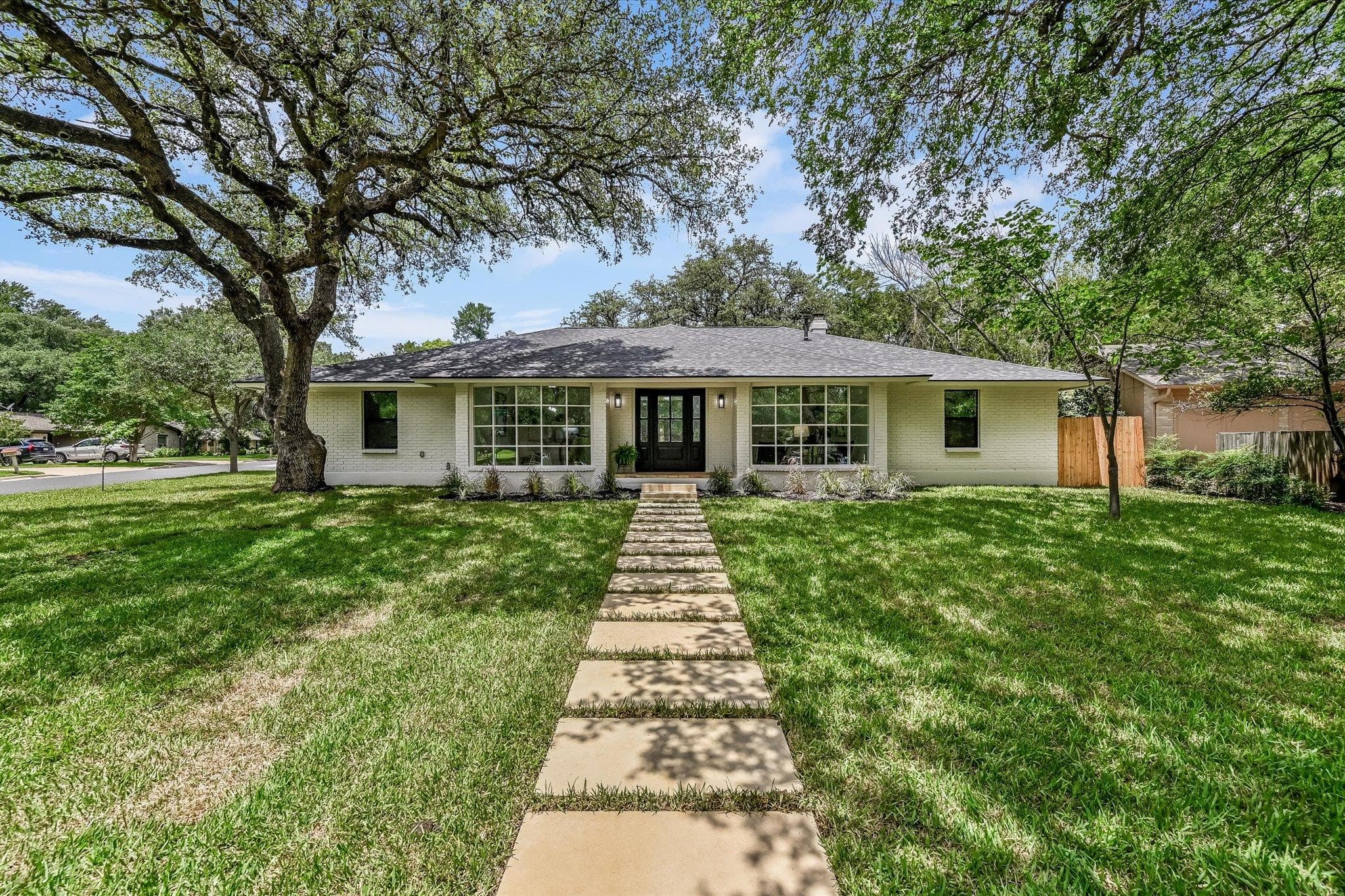 4014 Silverspring Dr