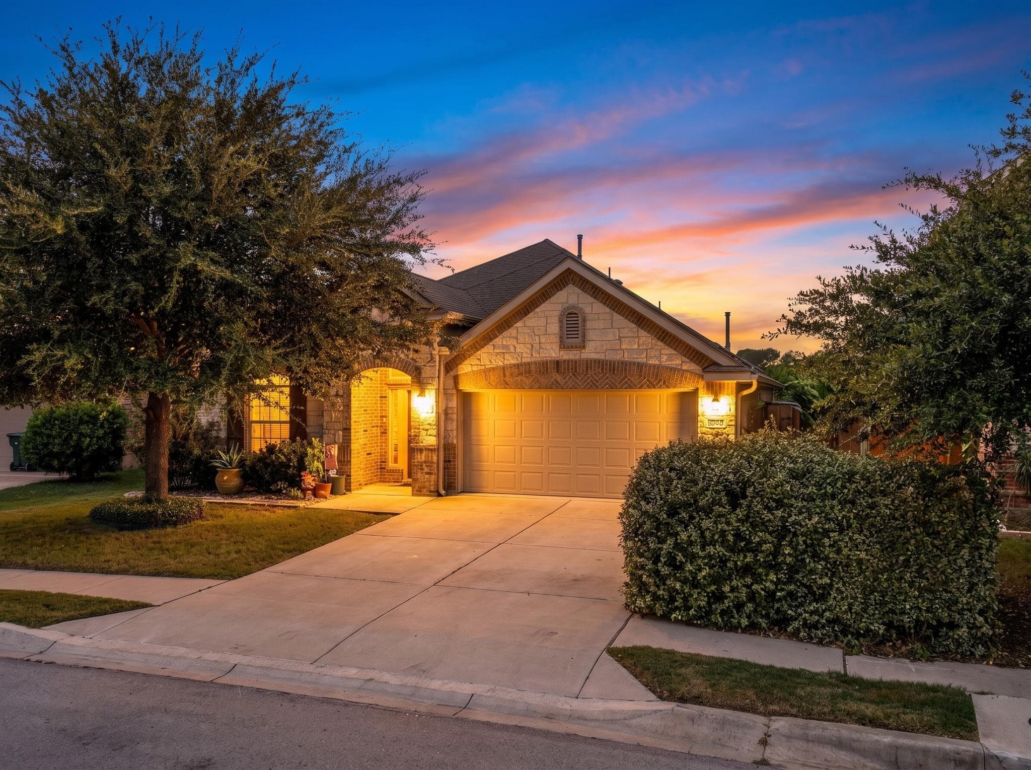 12204 Toluca Dr #103