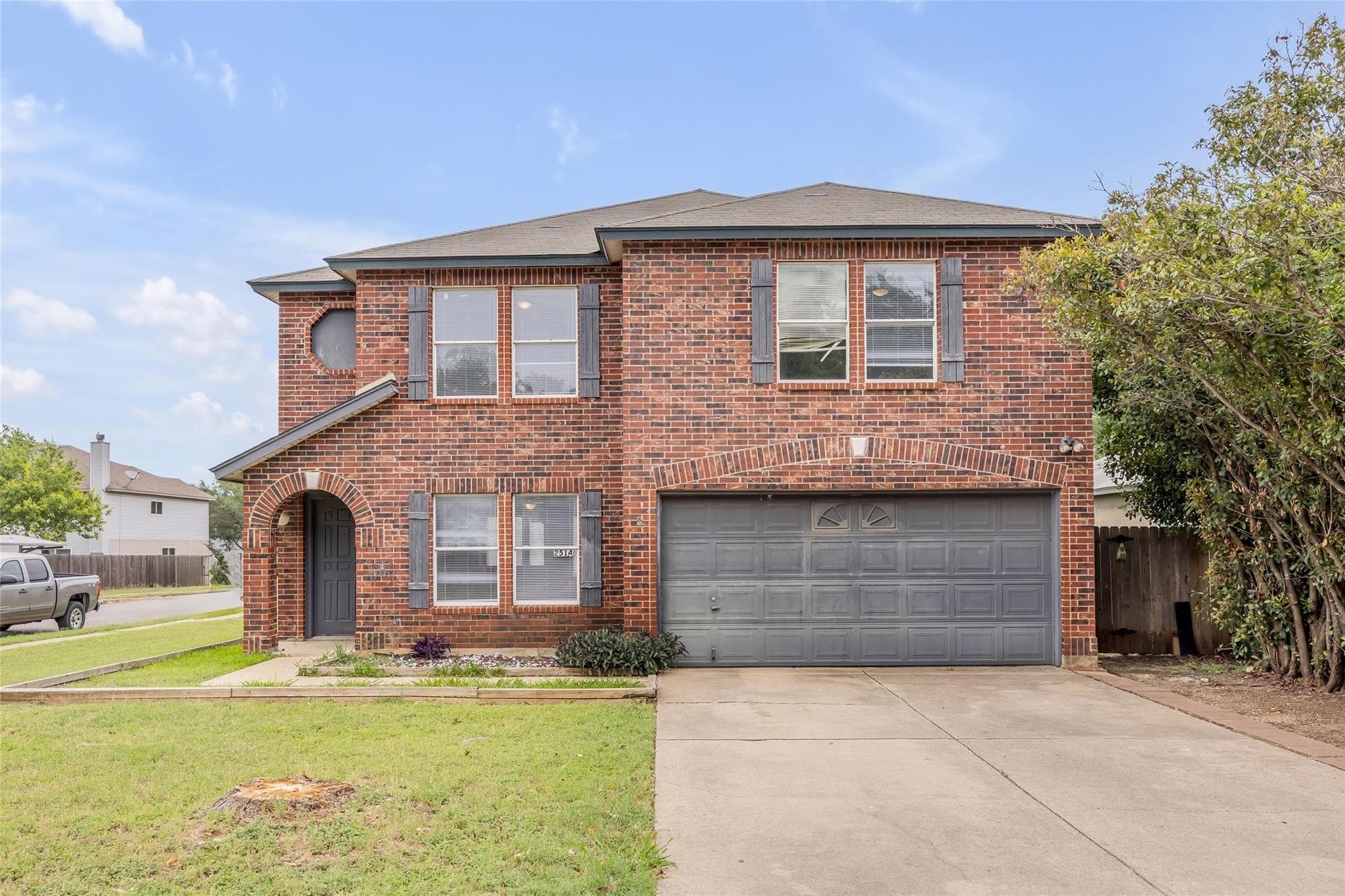 2514 Byfield Dr