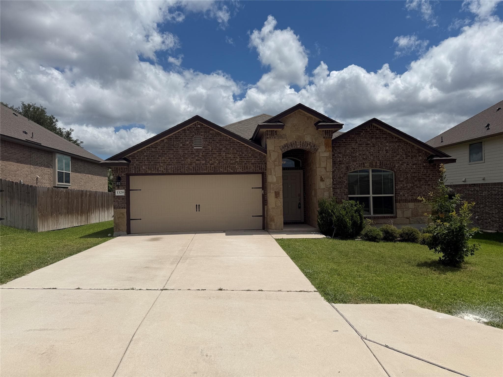 1329 Spicewood Dr