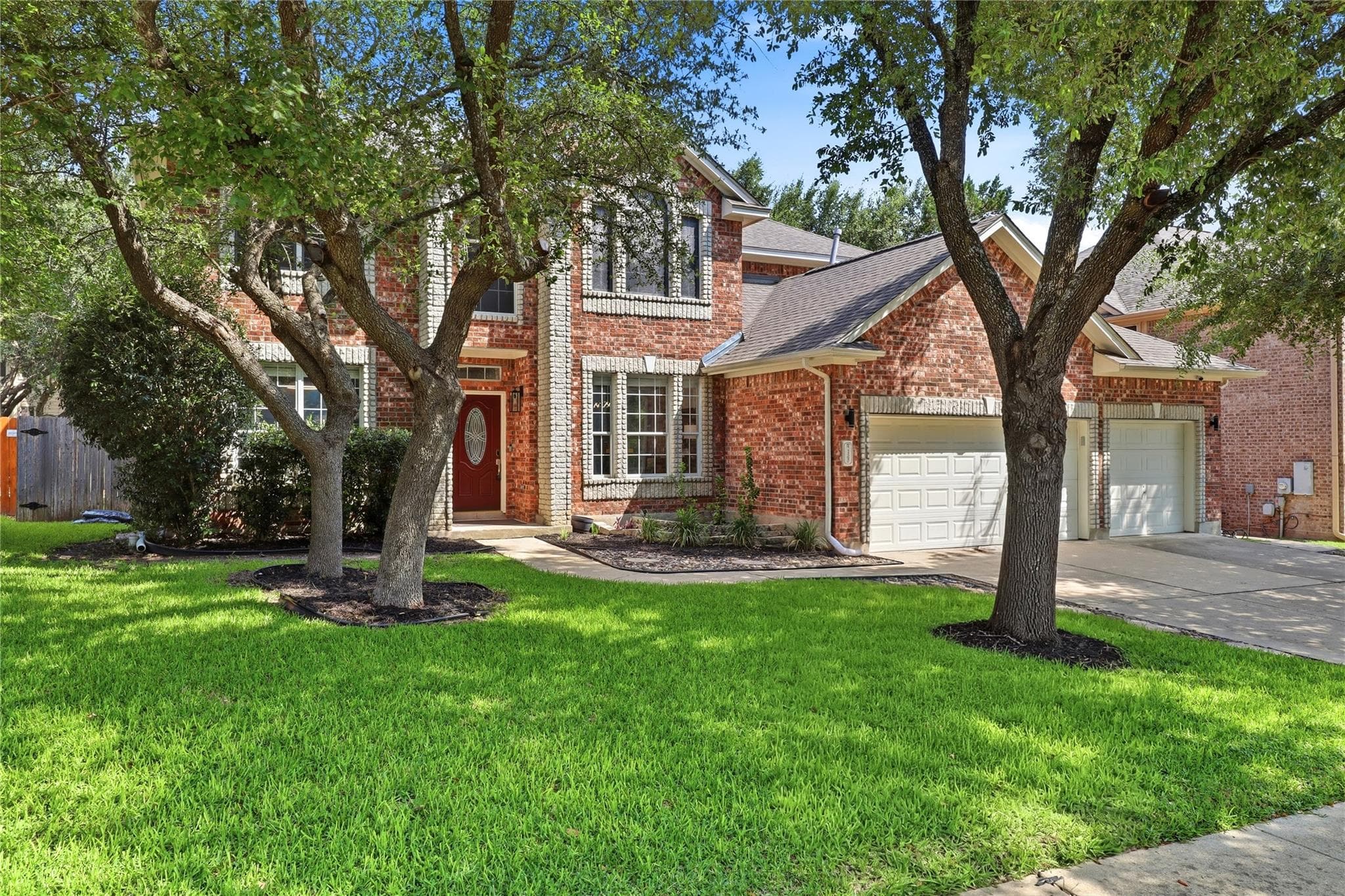 3207 Misty Oaks Way