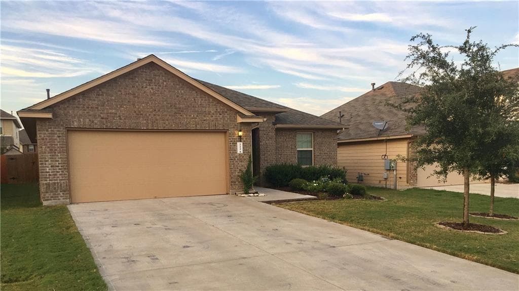 112 Beargrass Dr