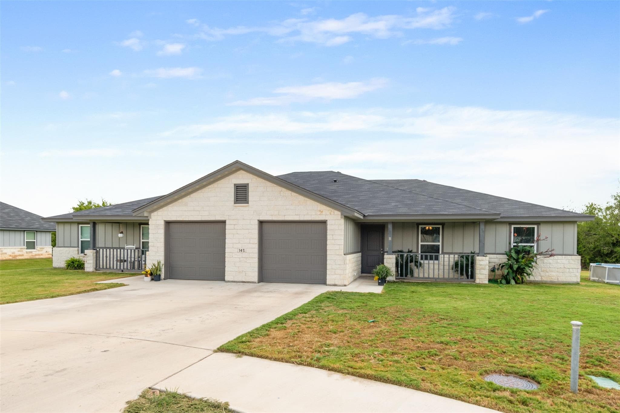 145 Ellis Ct #B