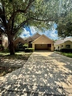 12521 Canyon Glen Dr