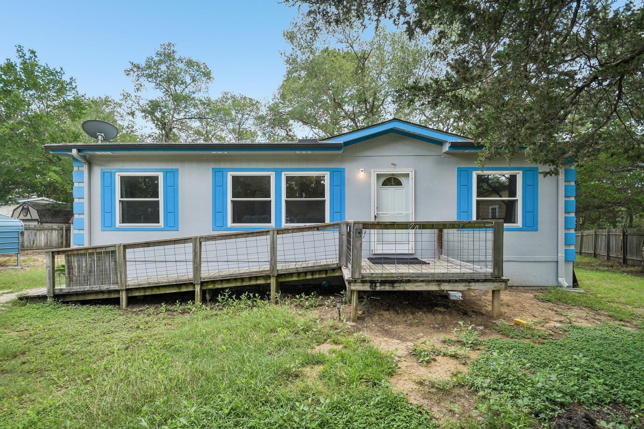 139 Meadow Creek Dr