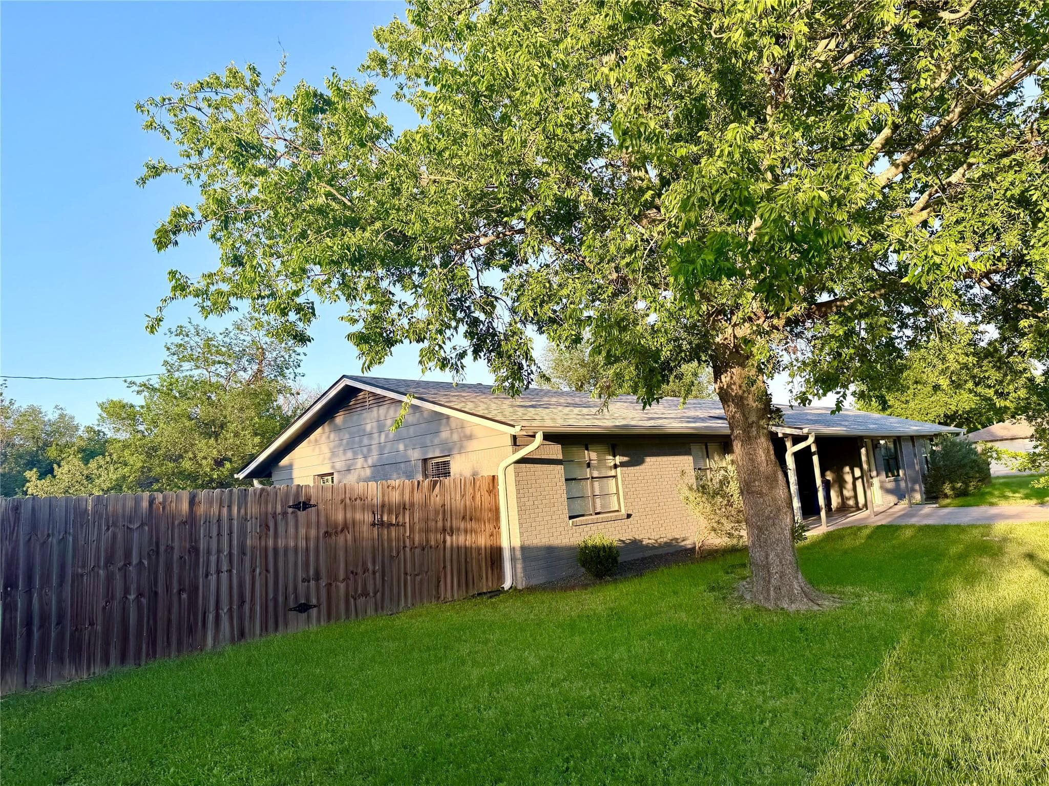 10700 Plains Trl