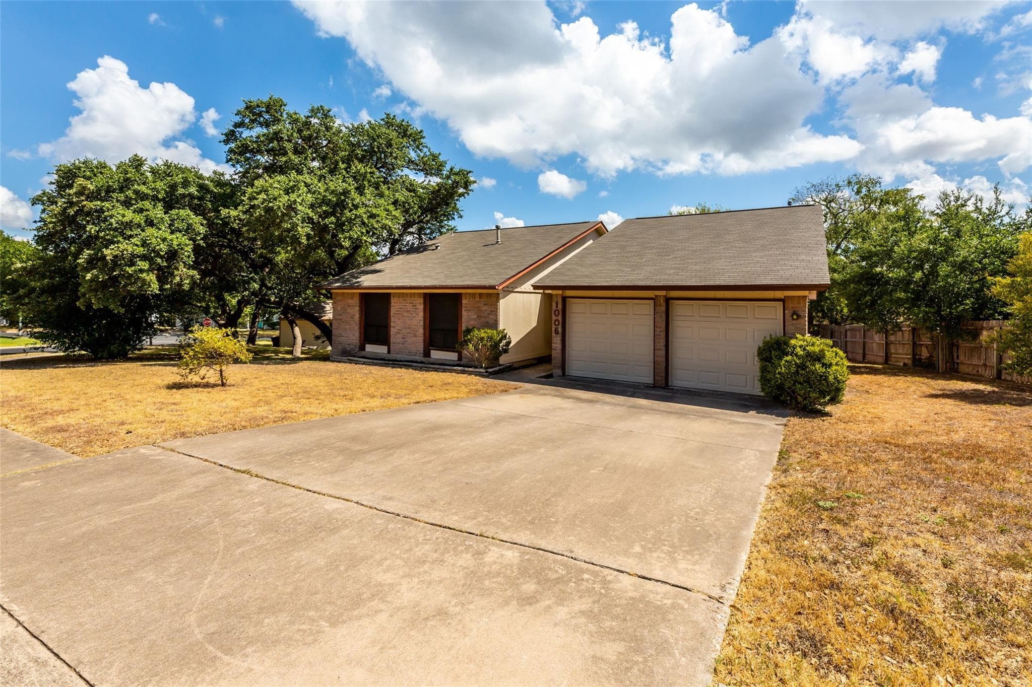 1006 Silbury Dr