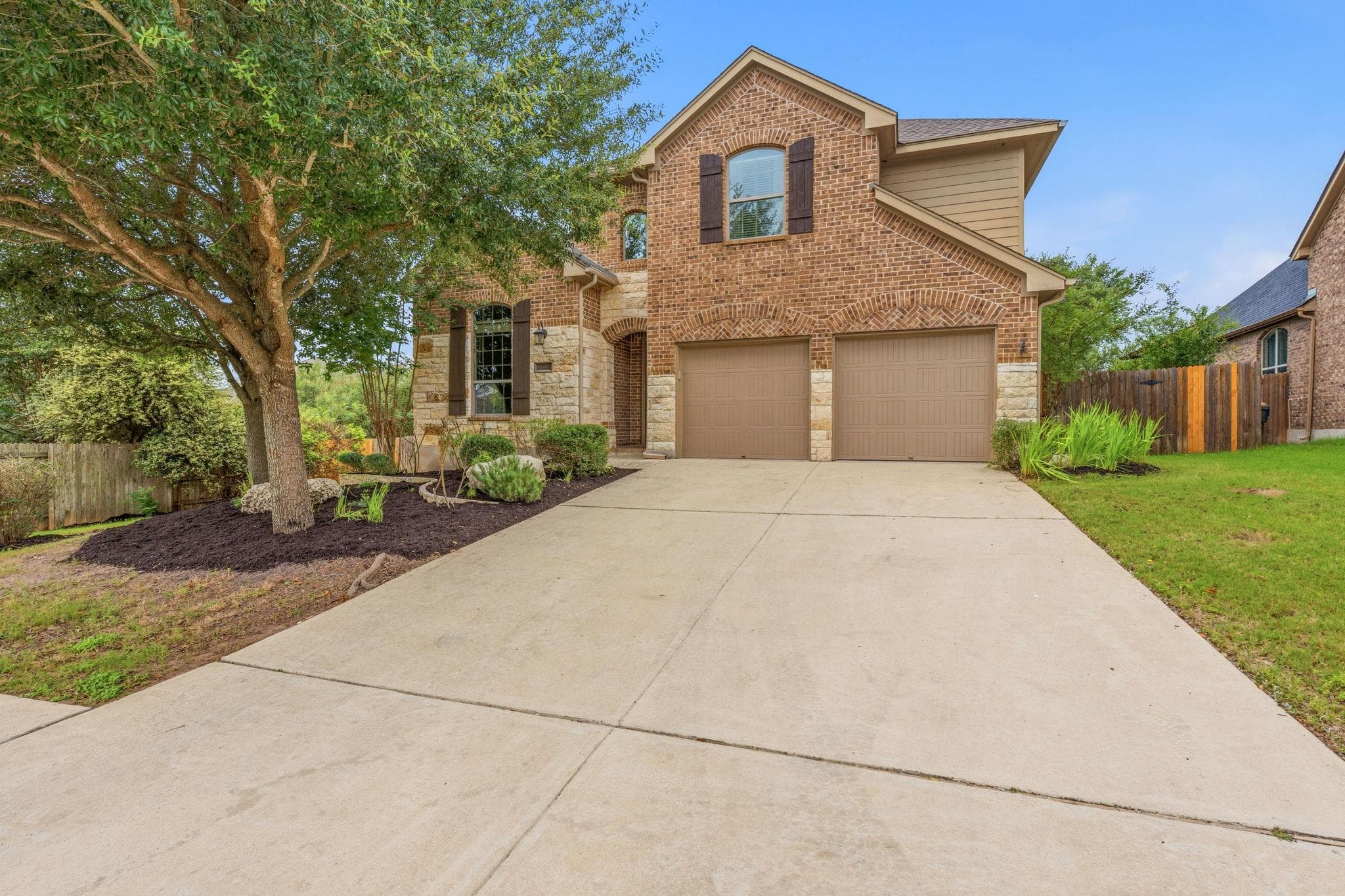 13728 Mesa Verde Dr