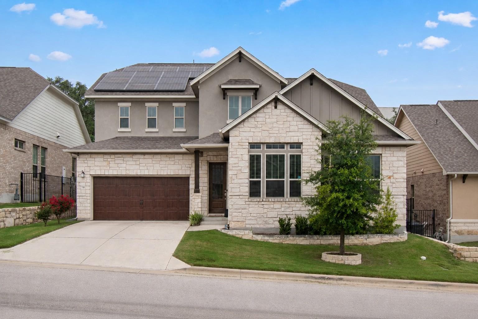 231 Village Oaks None