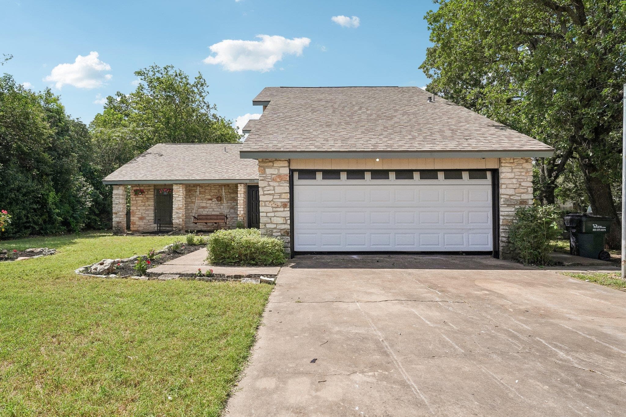 1100 River Bend Dr