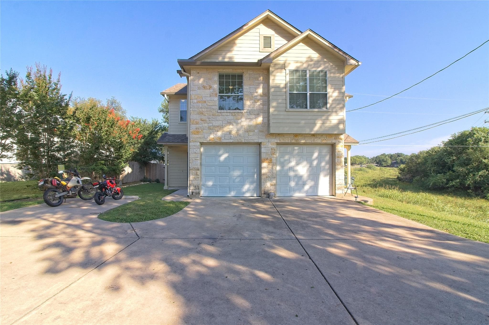 2903 Whisper Oaks Ln #A
