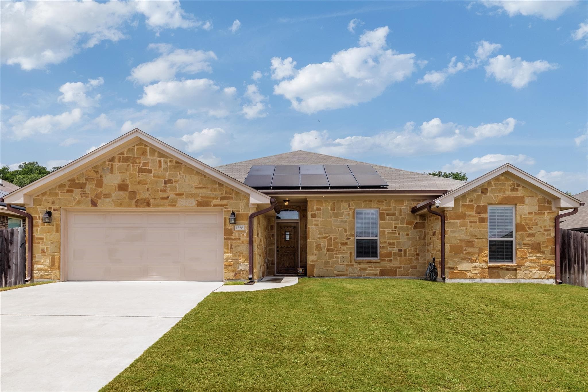 1528 Justice Dr