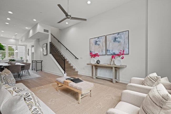 2505 Bluebonnet Ave #4