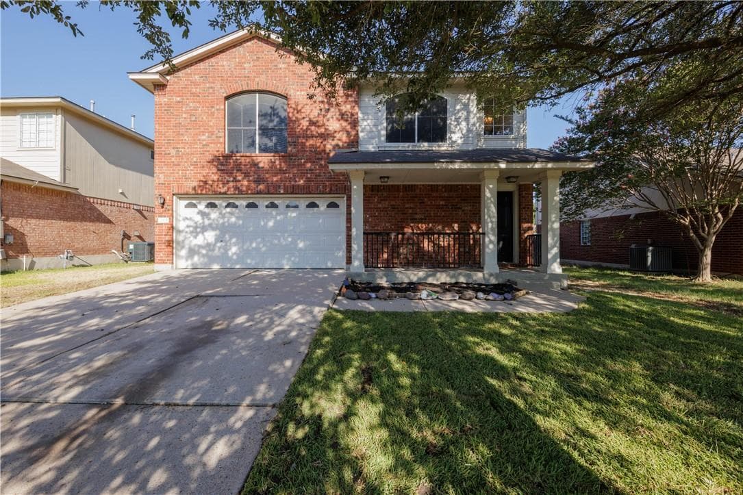 2905 Rainy River Dr