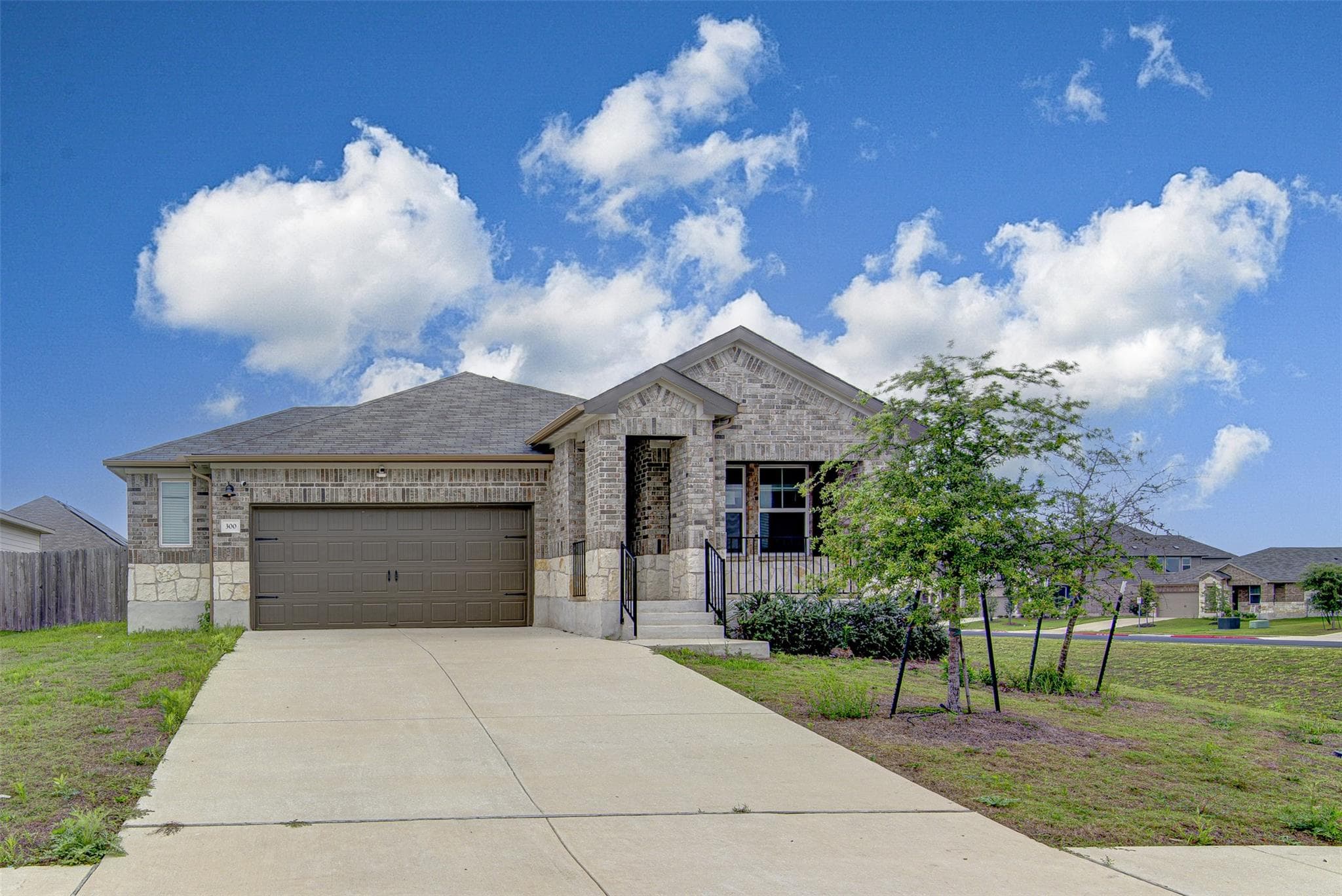 300 Bear Oak St
