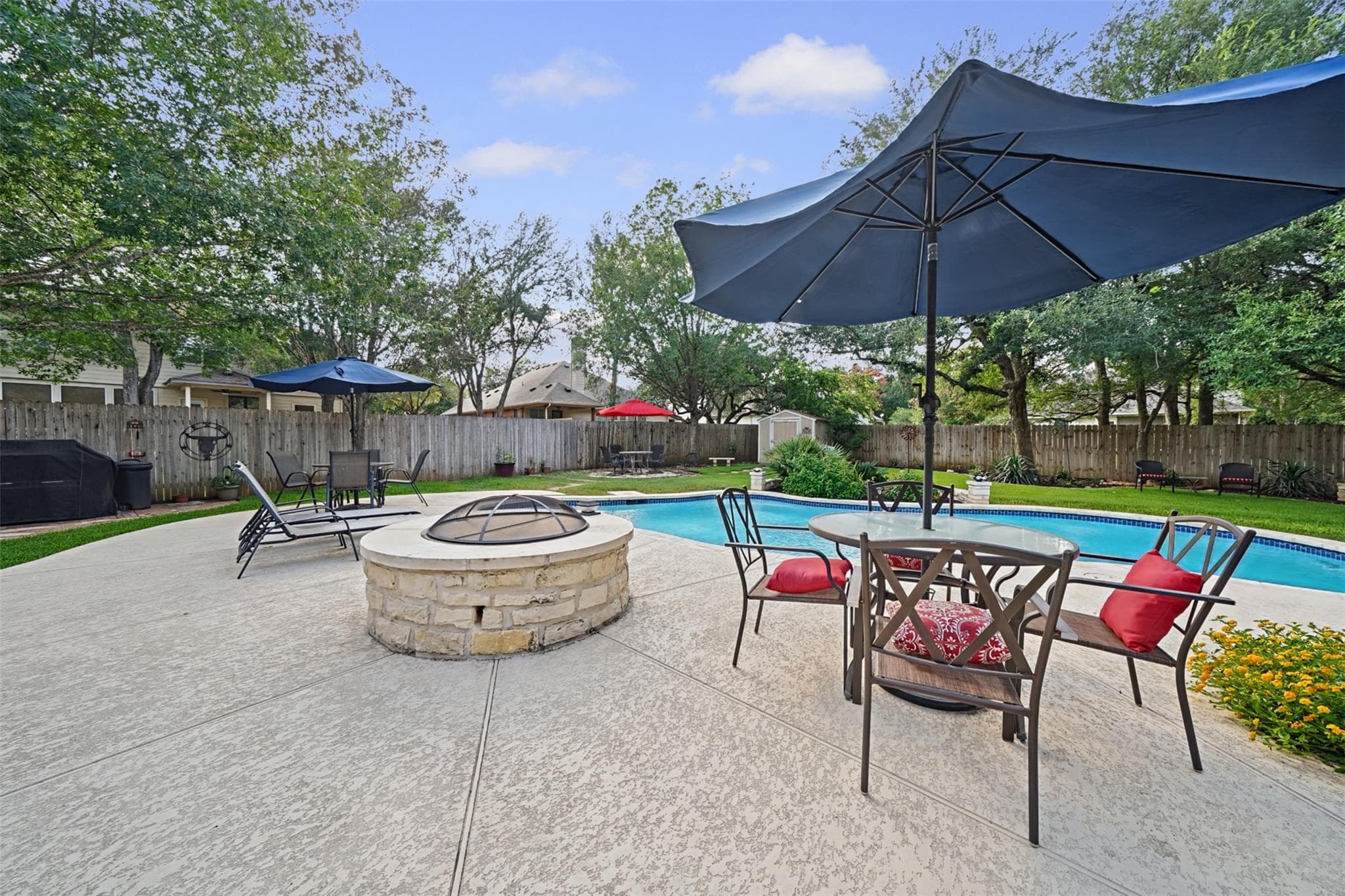 526 Cullen Blvd