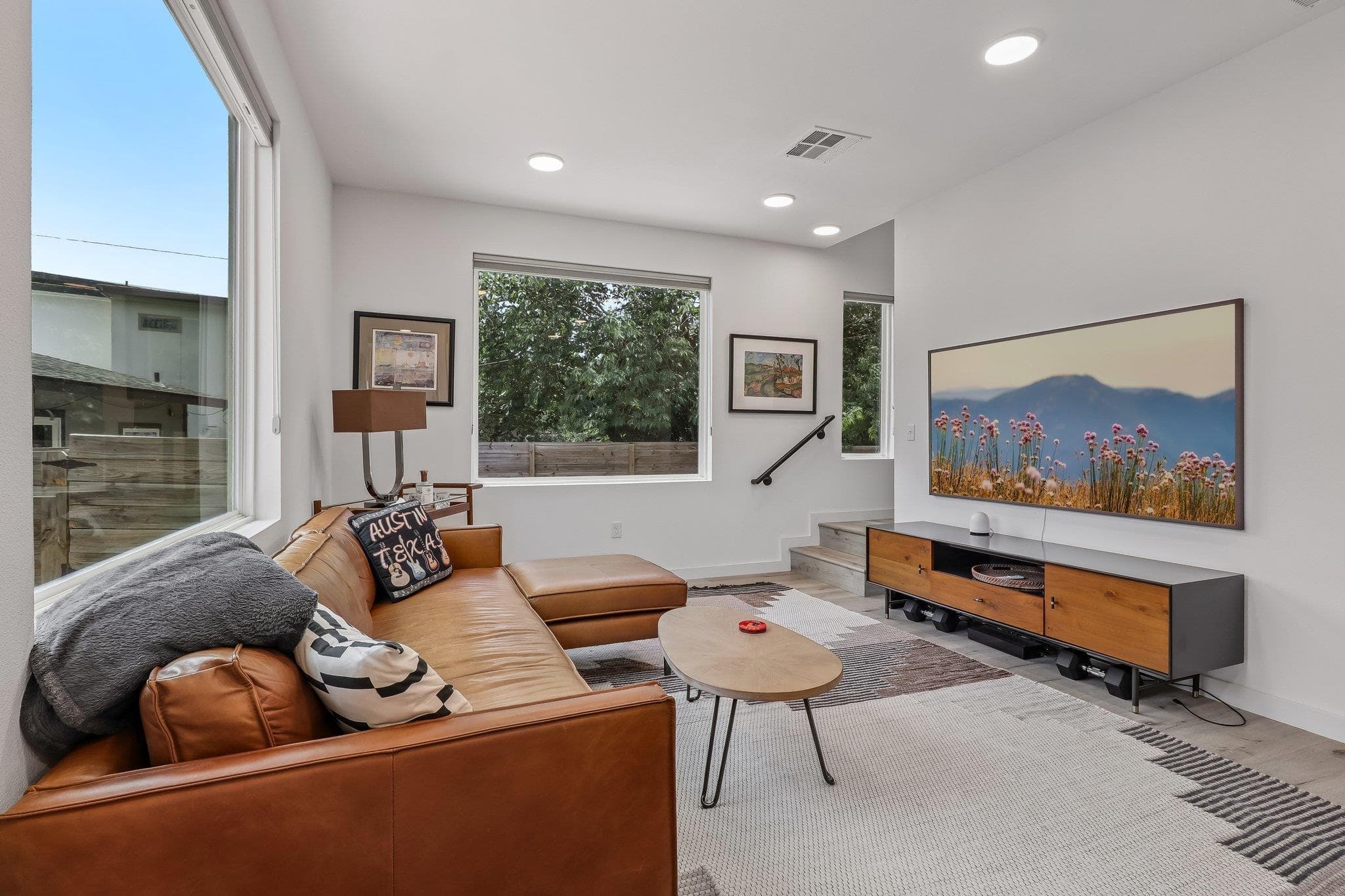 1406 Camelot Cir #2