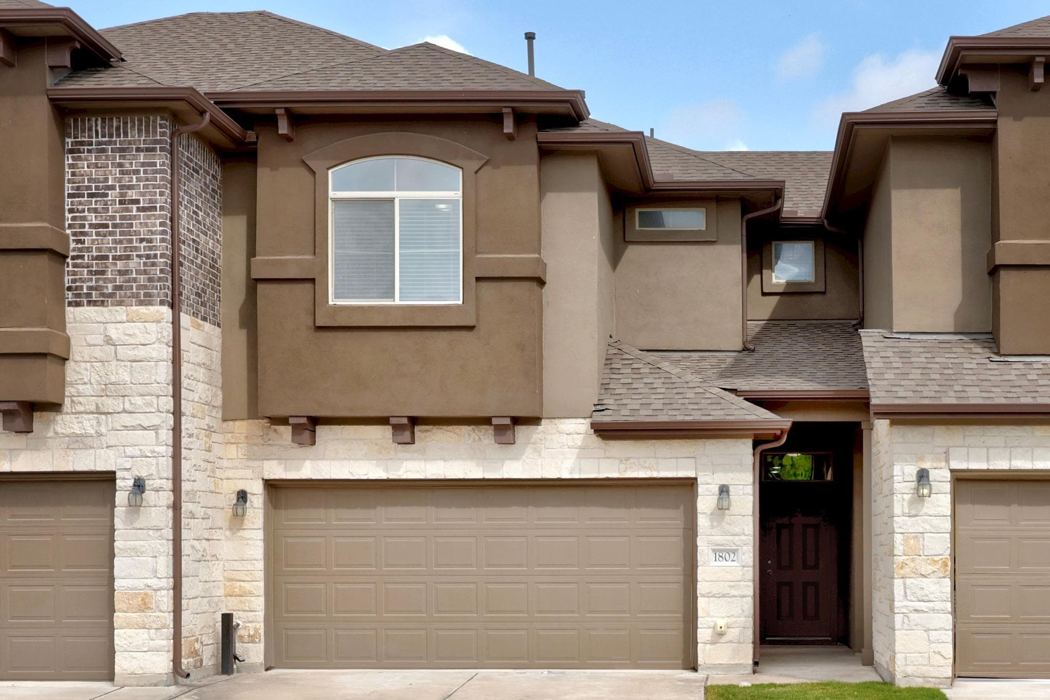 2880 Donnell Dr #1802