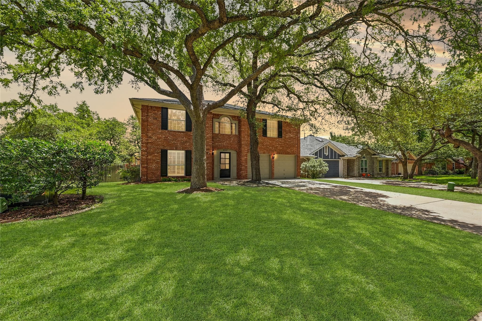 8007 Davis Mountain Cv