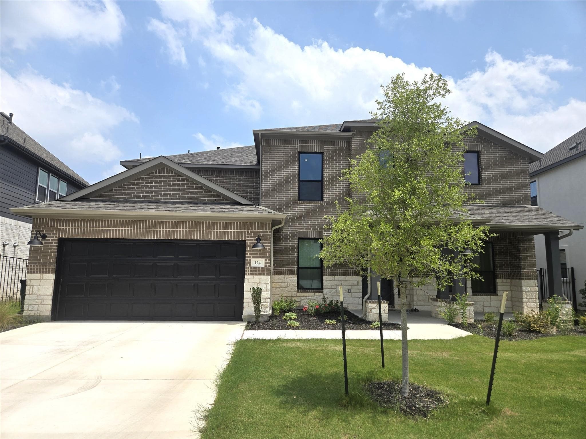 124 Ribera Dr