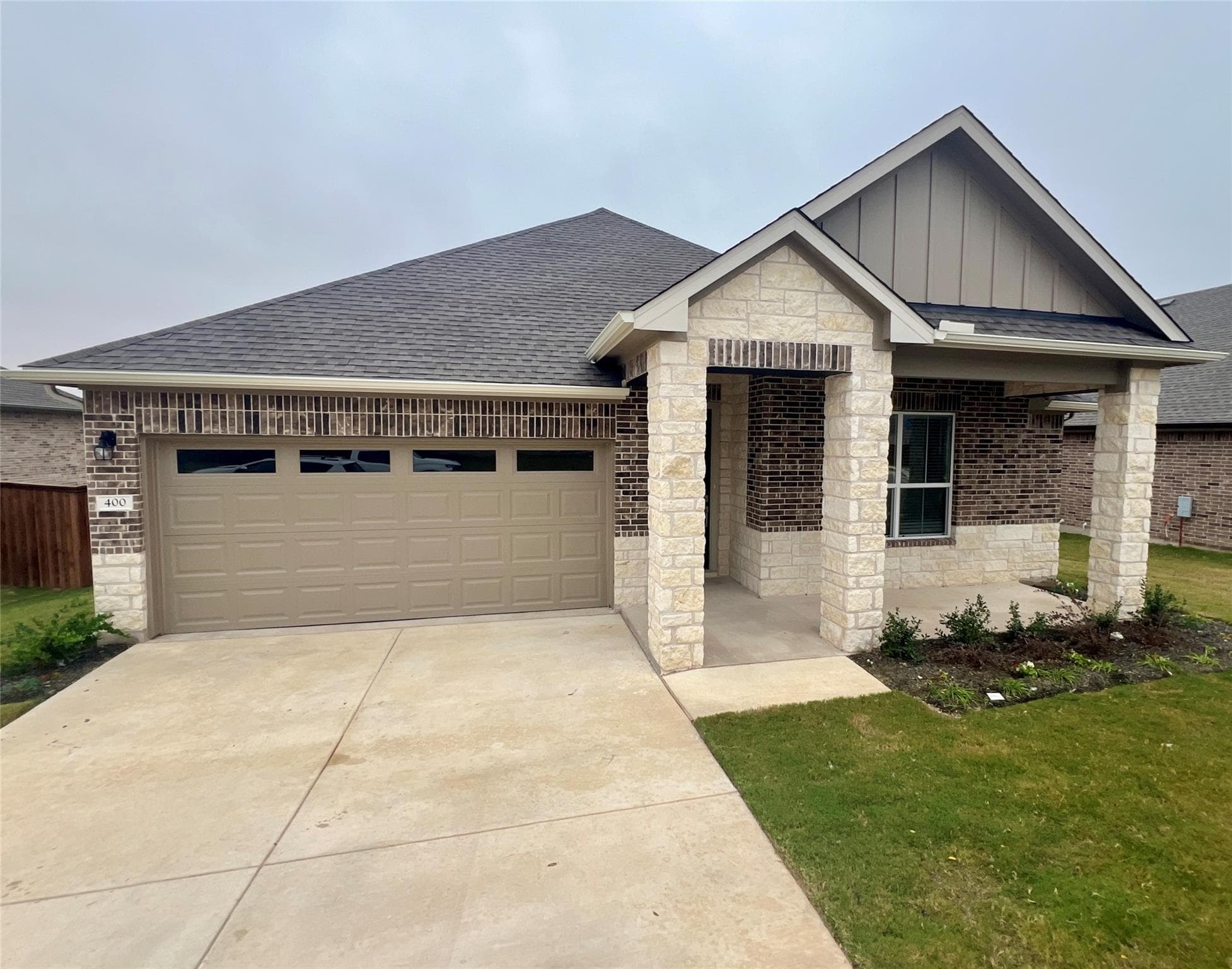 400 Barton Run Dr