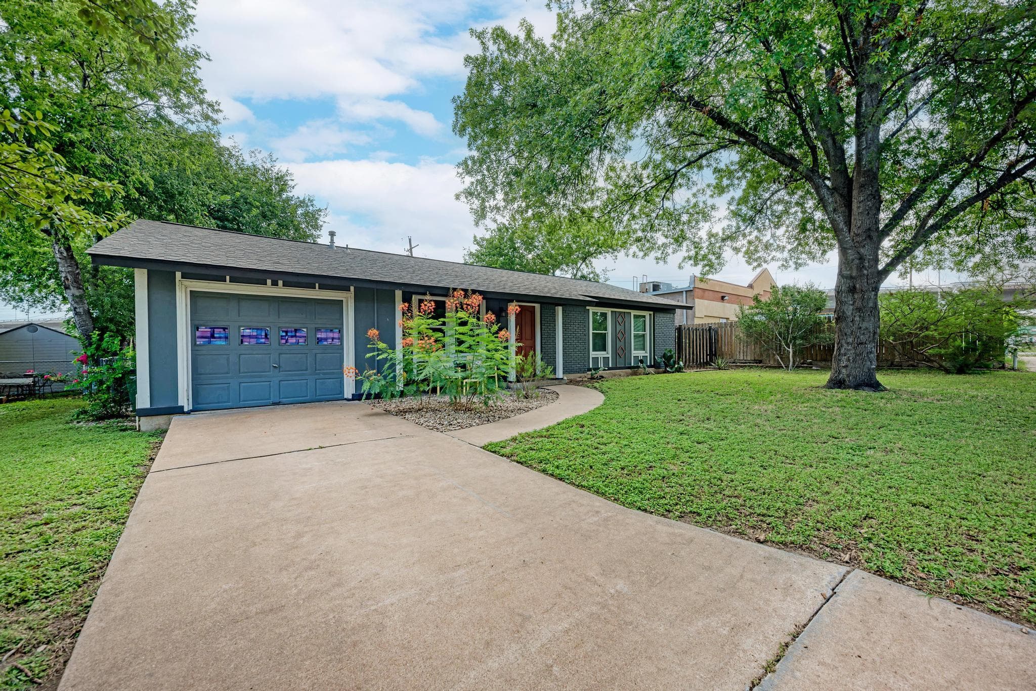 1500 Fairfield Dr