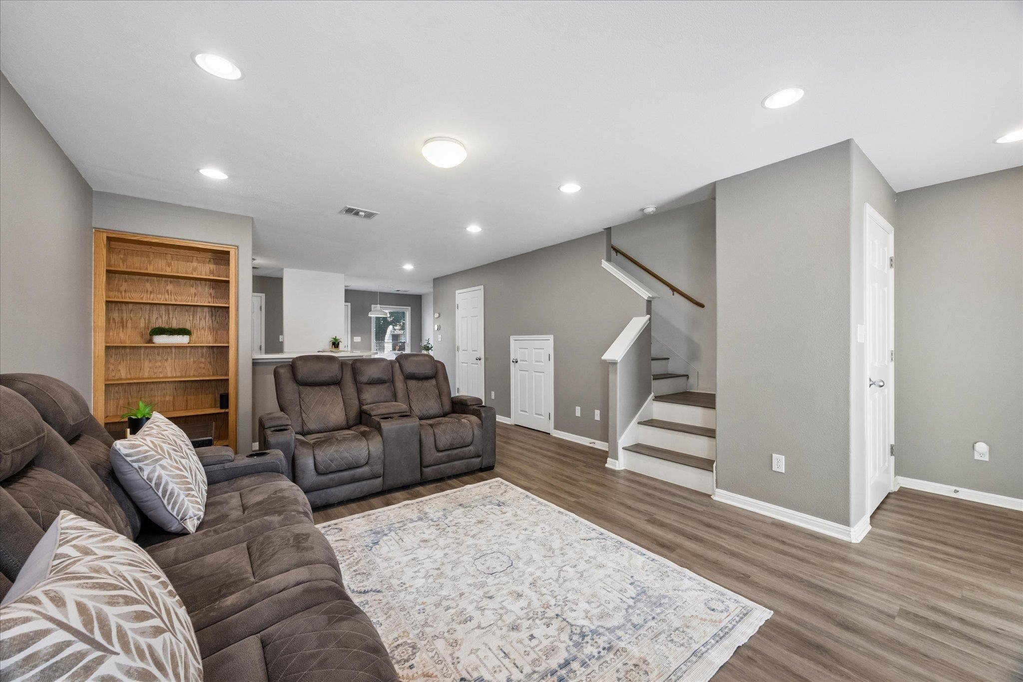 6900 E Riverside Dr #31