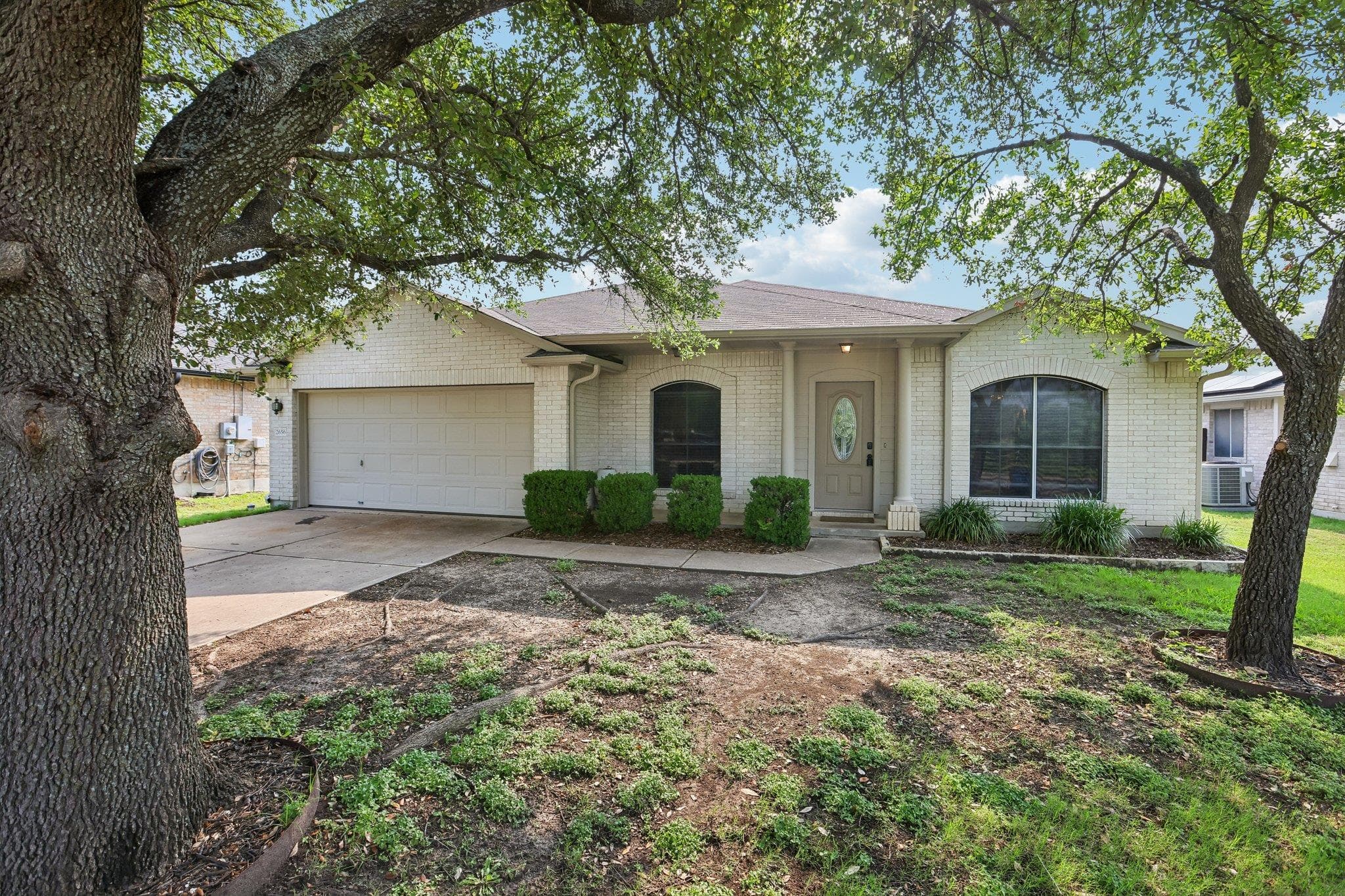 2656 Bradley Ln