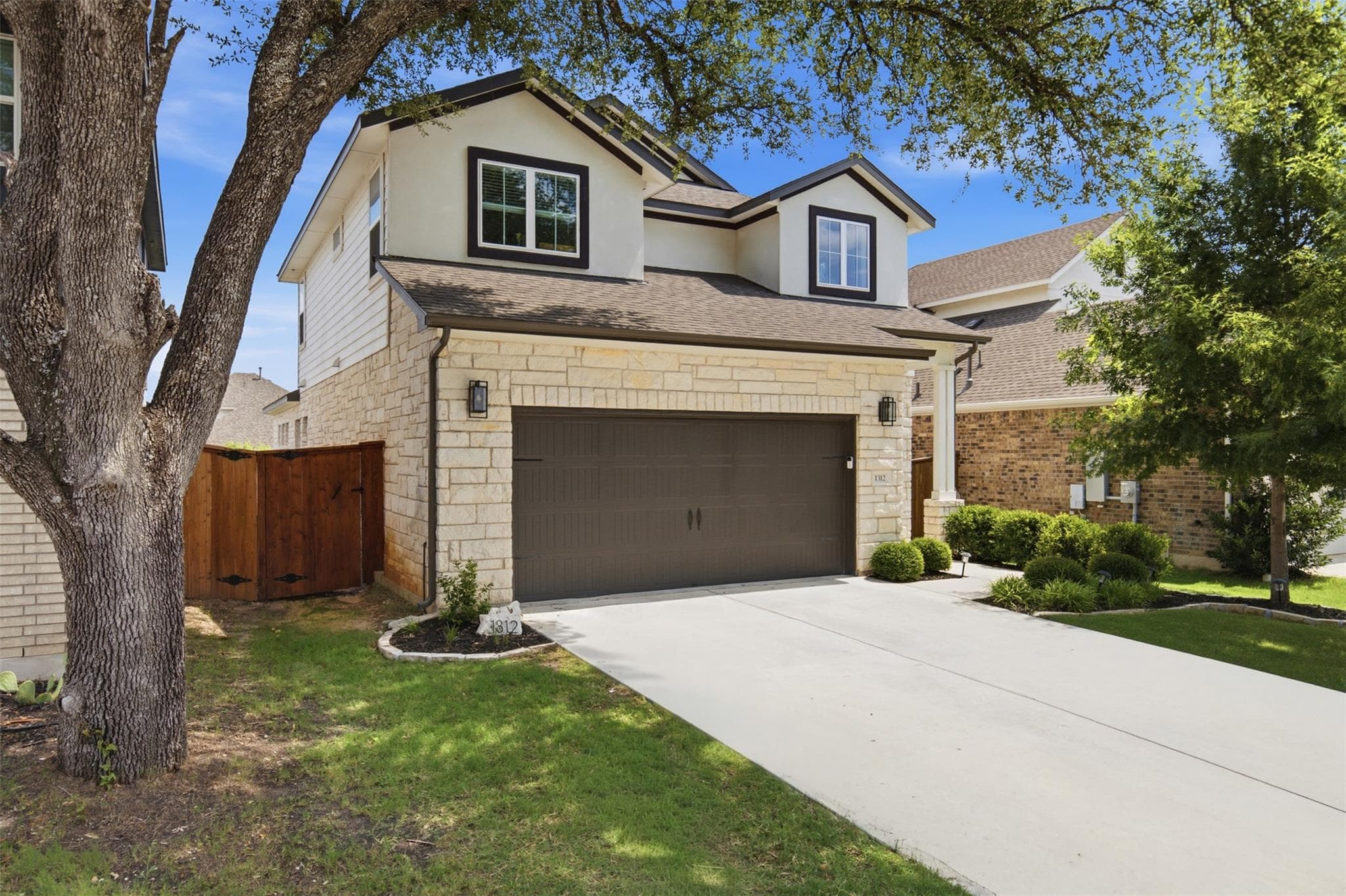1312 Salt Lick Dr