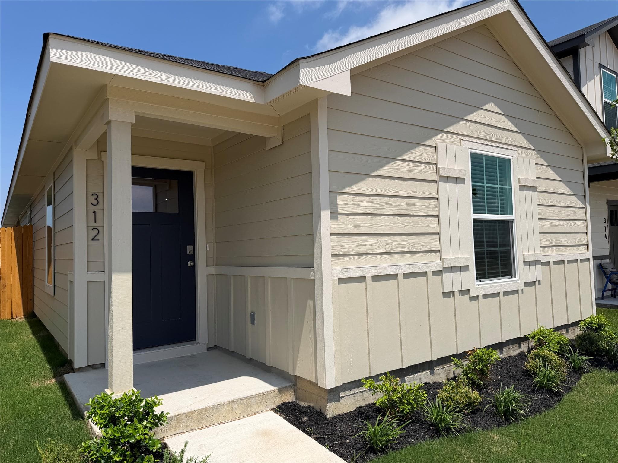 312 Nizao Ln