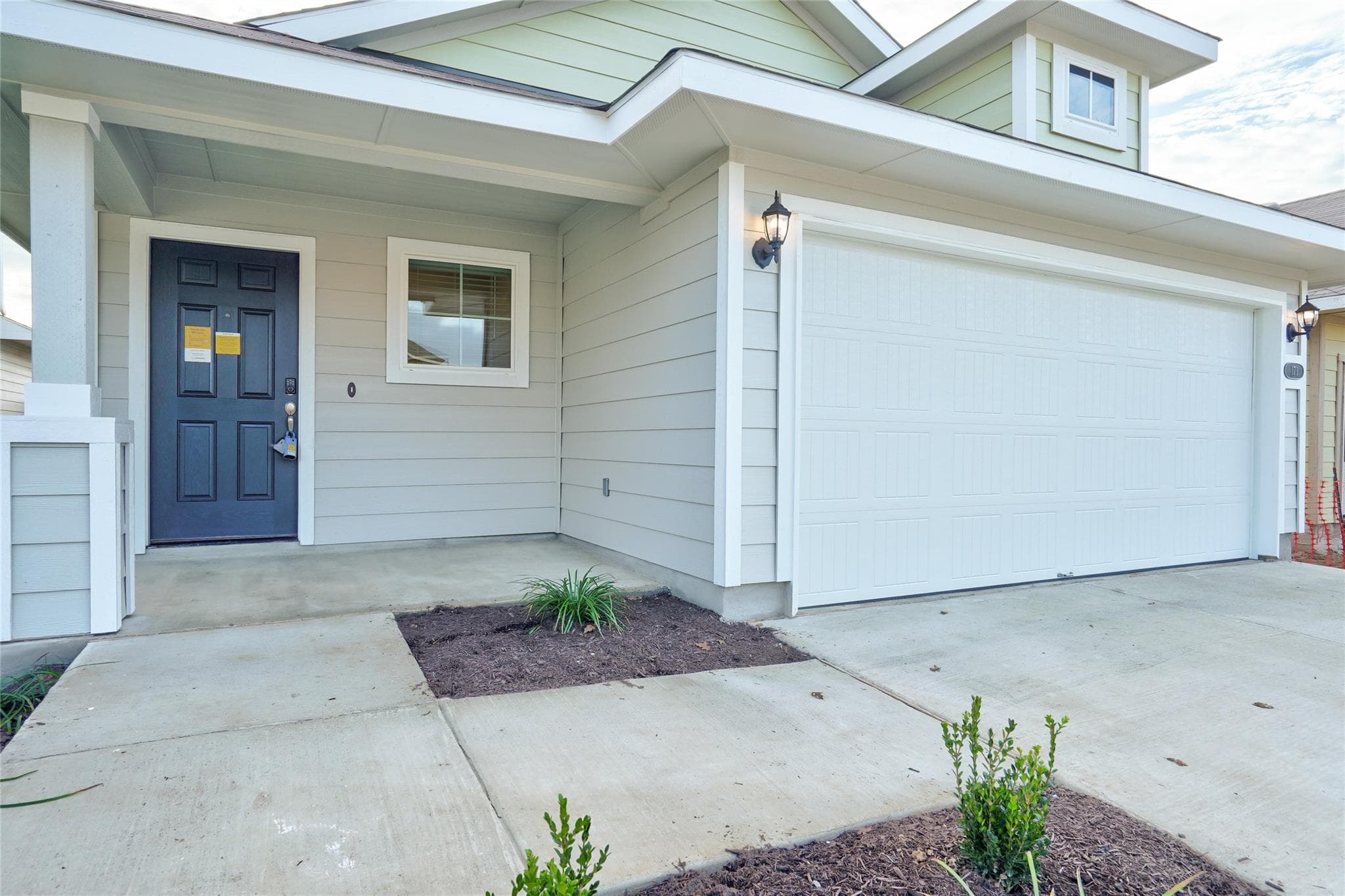 171 White Dunes Dr