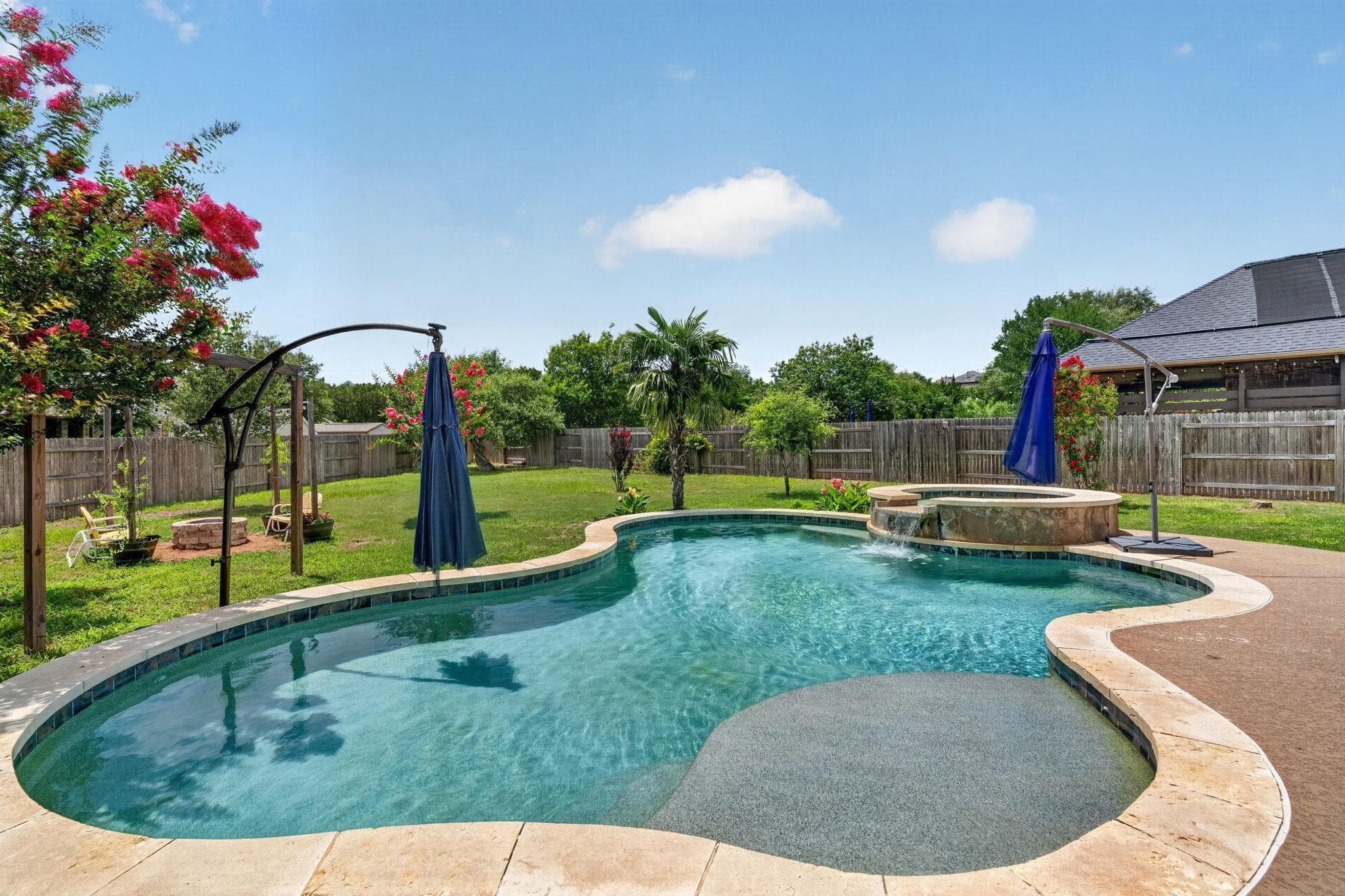 13680 Mesa Verde Dr