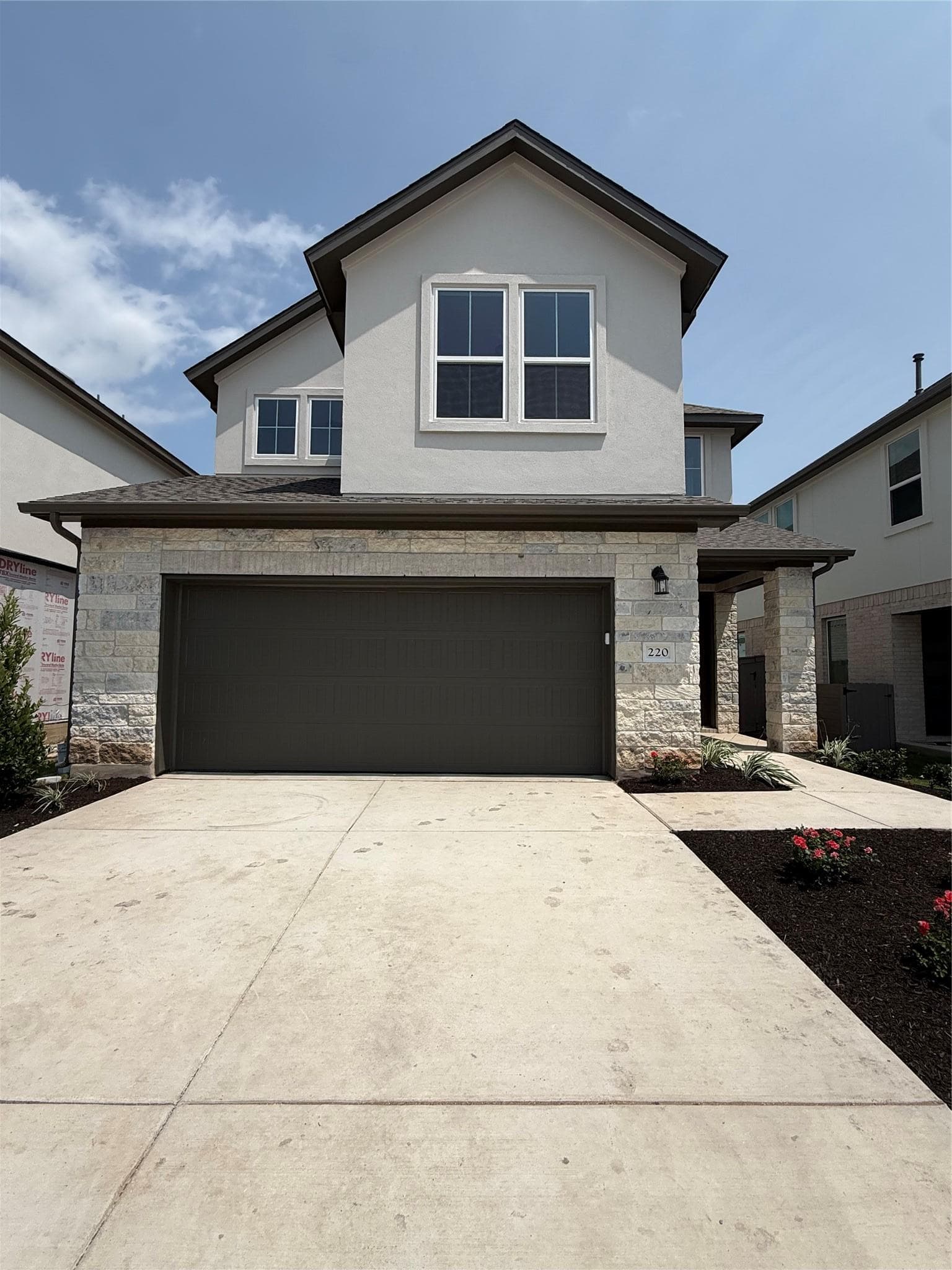 220 Bloomington Loop None
