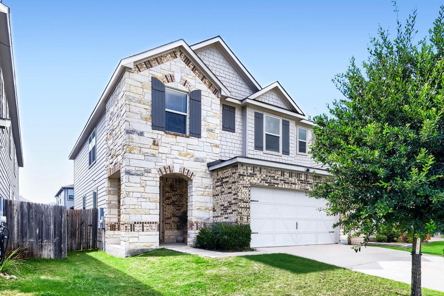 6504 Albany Sleigh Dr