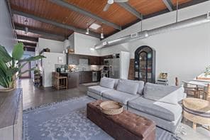 2205 N Lamar Blvd #523