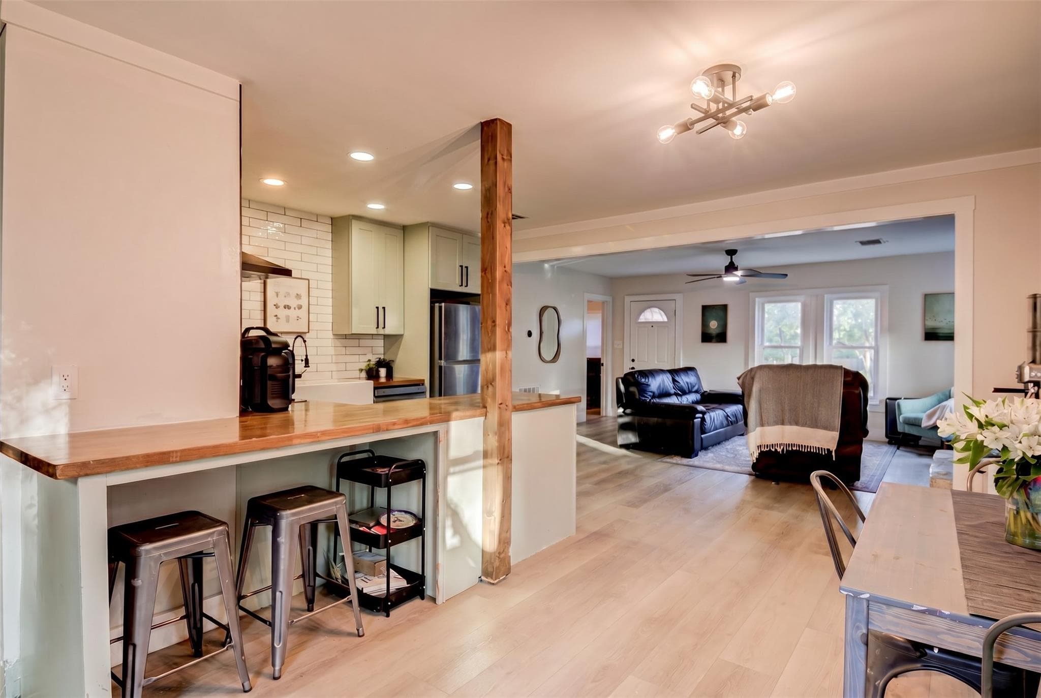 1103 Bluebonnet Dr