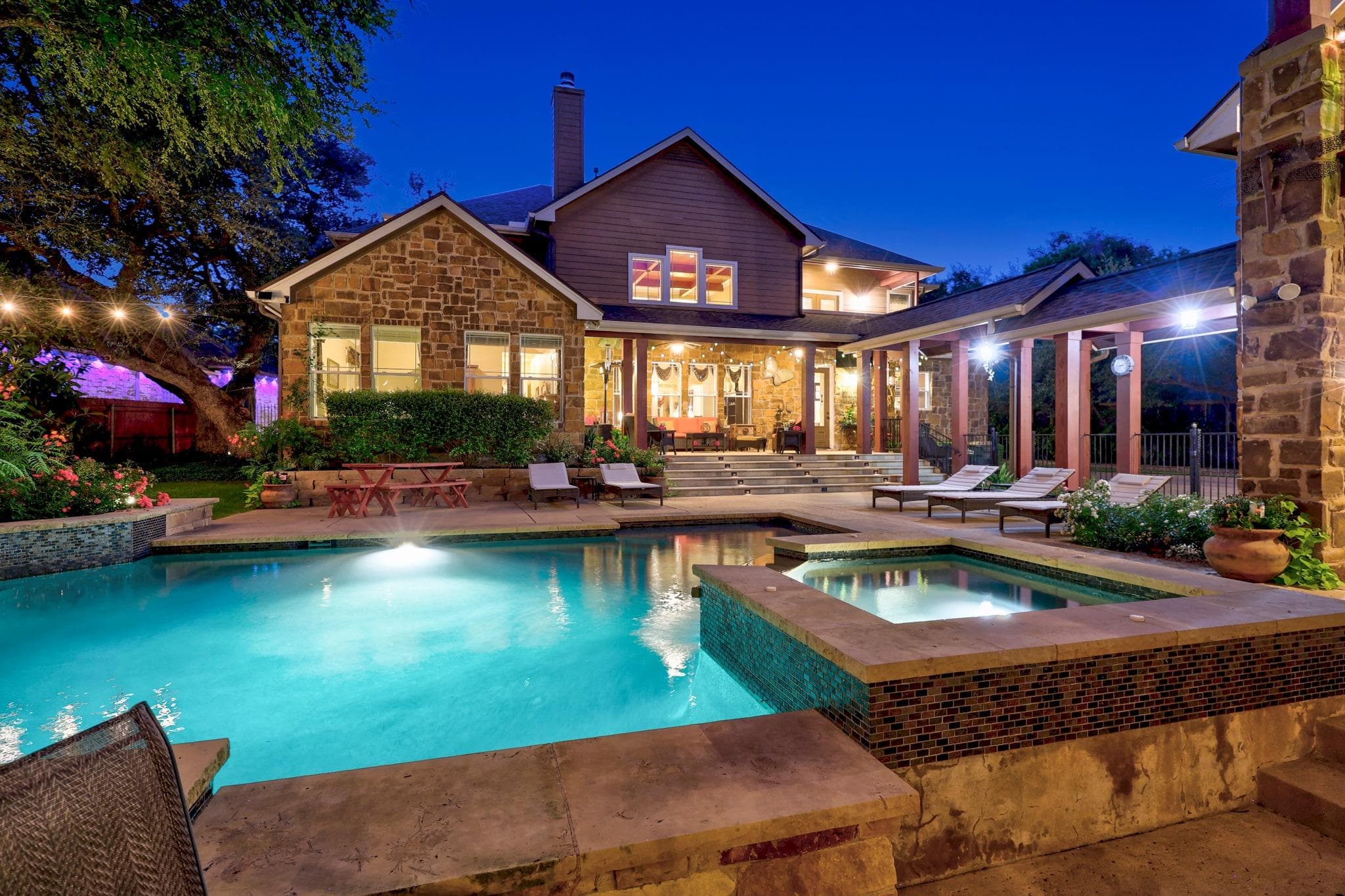 122 Dawana Ln