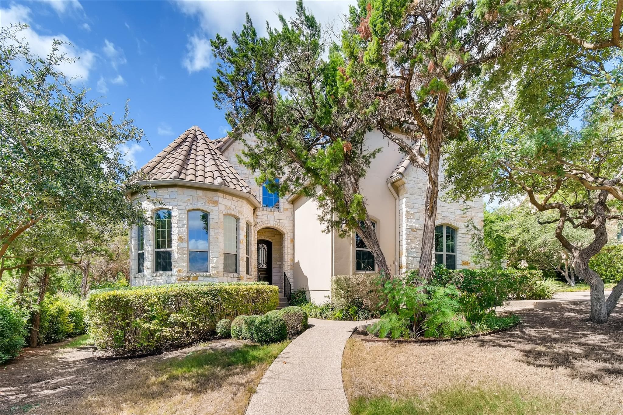 4216 Myrtle Beach Dr